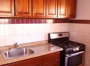 2115 28th Ave #2, Astoria, NY 11102