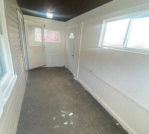 5th image of 1829 Butler St