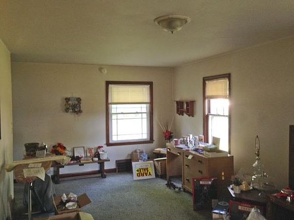 5th image of 1130 S 8th Ave