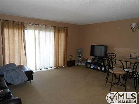 3rd image of 2050 N Congress Ave APT L102