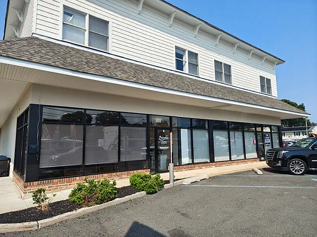 2 bed, 1000 sqft, $2,250 — Photo 2