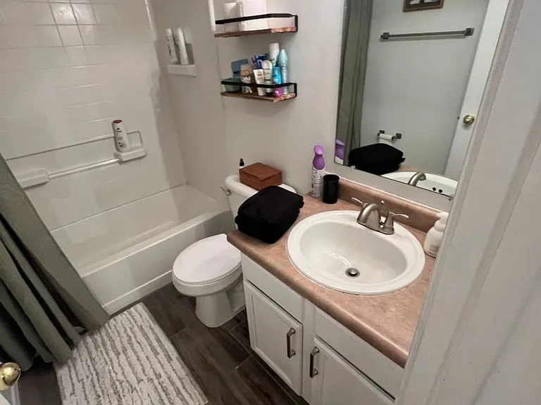 5976 Monroe Xing — Photo 15