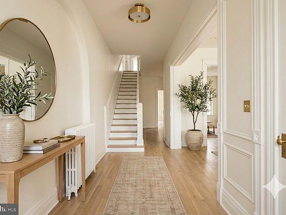 3rd image of 1827 13th St NW