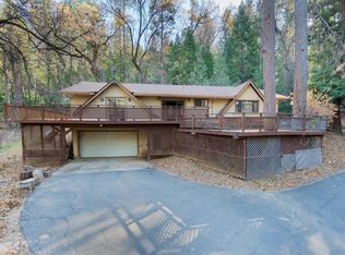 5461 Shooting Star Rd, Pollock Pines, CA 95726