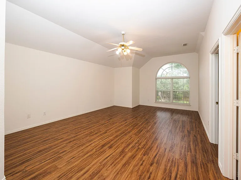 3103 Kingsbury Dr — Photo 17