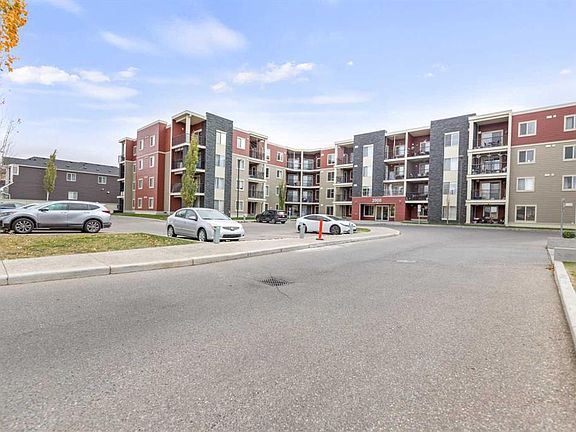 4th image of 15 N Saddlestone Way NE #210