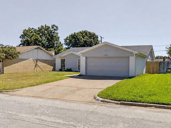 3rd image of 1915 Lavon Creek Ln