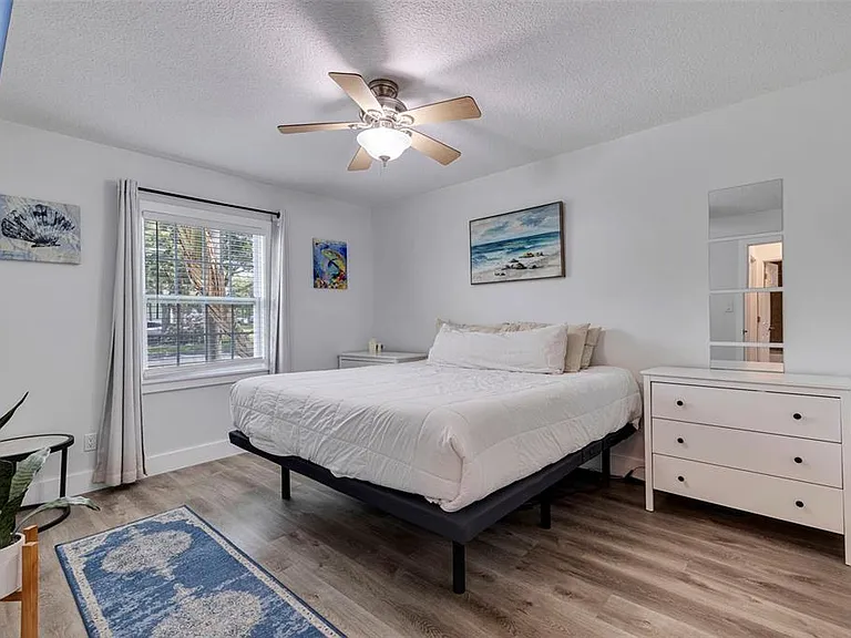 5266 Beach Dr SE #B — Photo 10