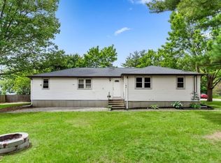 56 Avery St, Ipswich, MA 01938