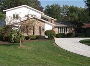 3281 Havel Dr, Beachwood, OH
