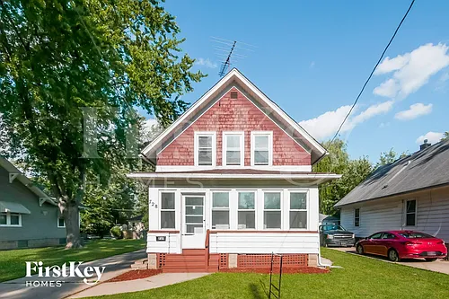 728 Watson St Photo 1
