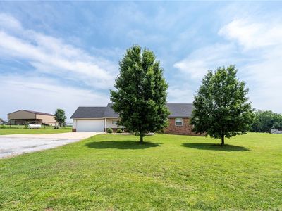 21944 W Highway 12, Gentry, AR, 72734