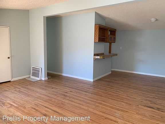 5th image of 345 Manzanita Ave