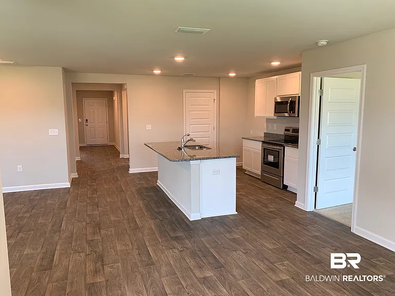 8317 Harmon St — Photo 5