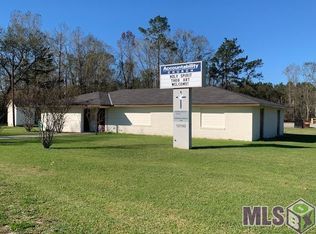 12193 Florida Blvd, Livingston, LA 70754
