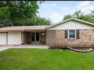 3325 Hummingbird Ln #1, Denton, TX 76209