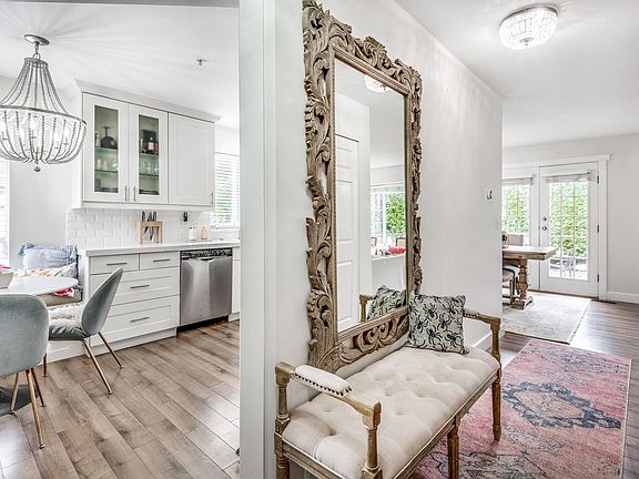 4th image of 12268 189a St #8