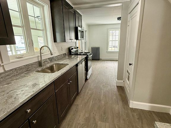 5th image of 159 S Main Street