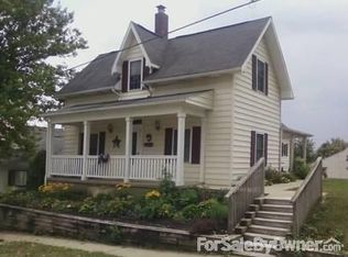 135 Walnut St, Mechanicsburg, OH 43044