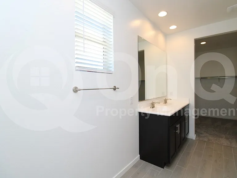 17694 W Pinnacle Vista Dr — Photo 20