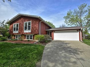 15314 Boca Rio Dr, Oak Forest, IL 60452