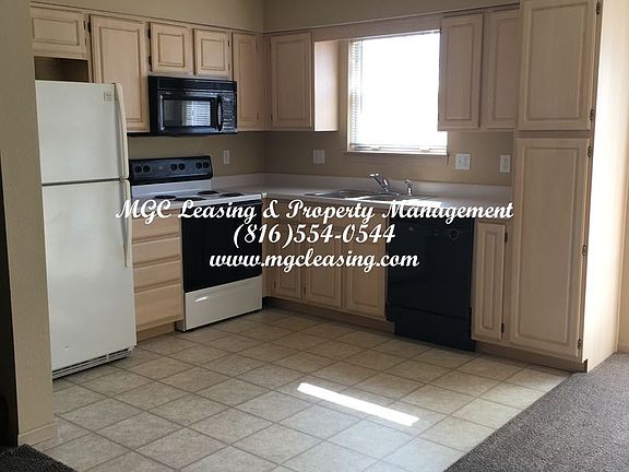 2nd image of 920 Garden Dr