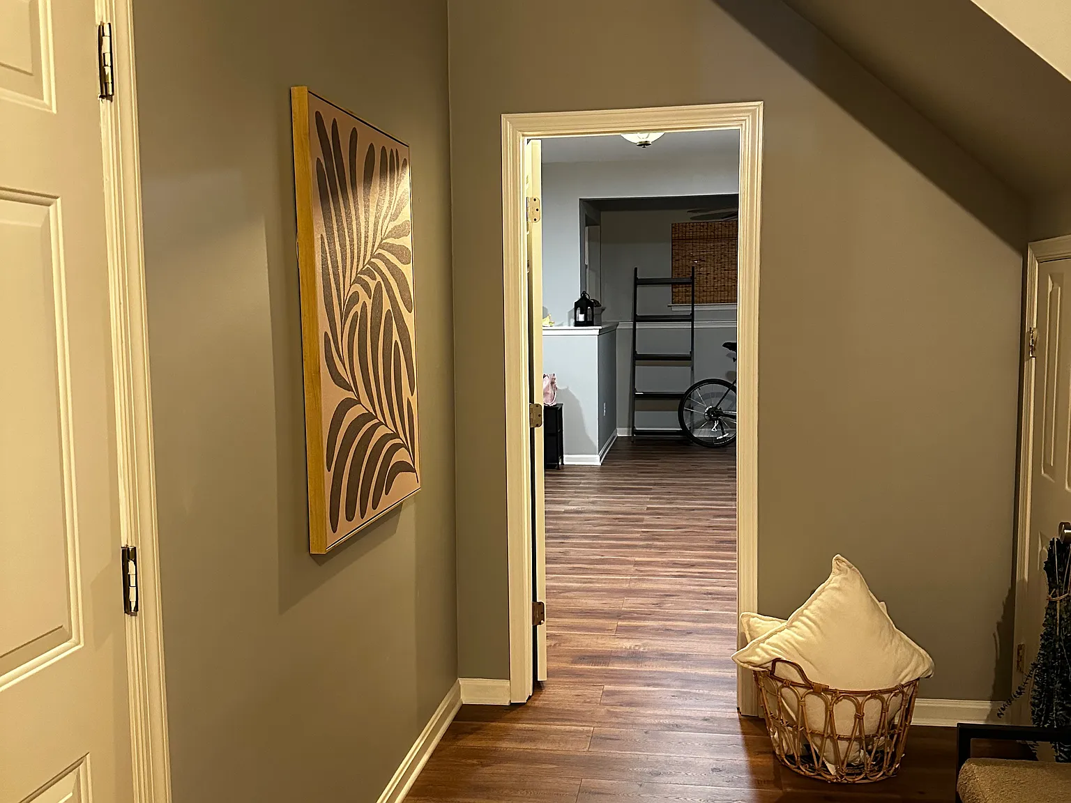 506 Twintree Ter NE — Photo 1