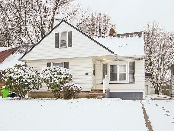2nd image of 1792 Beaconwood Ave
