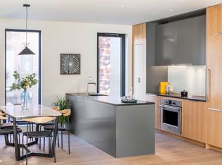 8 Saint Marks Pl APT 4B, Brooklyn, NY 11217