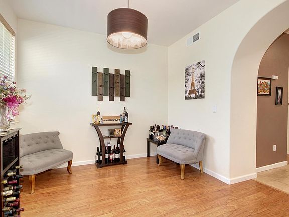 3rd image of 340 Natalino Cir