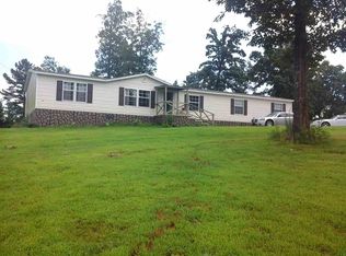 945 Beene Rd, Finger, TN 38334