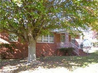 5914 W Rois Rd, Richmond, VA 23227