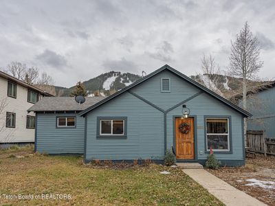 360 E Pearl Ave, Jackson, WY, 83001