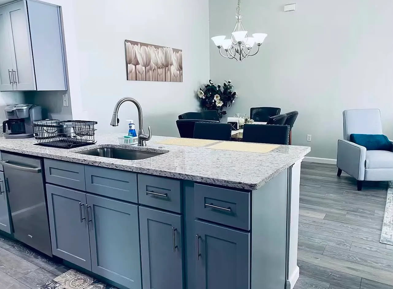 3 bed, 1291 sqft, $1,999 — Photo 4