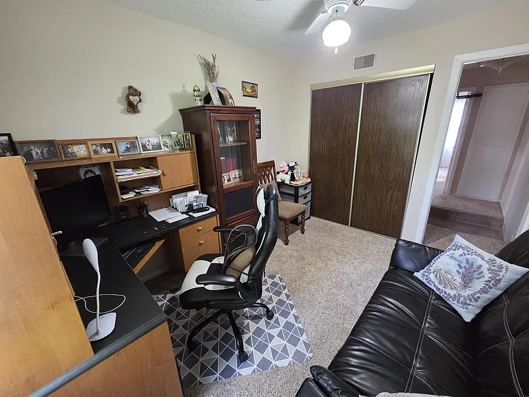2612 Zarthan Ave S — Photo 11