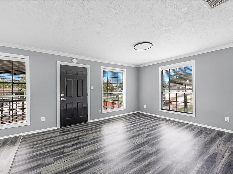 502 Frawley St #2 — Photo 4