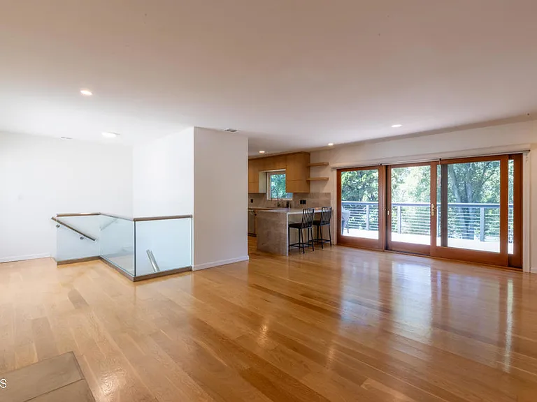 1483 Arroyo View Dr — Photo 5