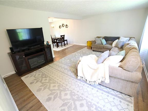 2nd image of 5958 Bradford Way