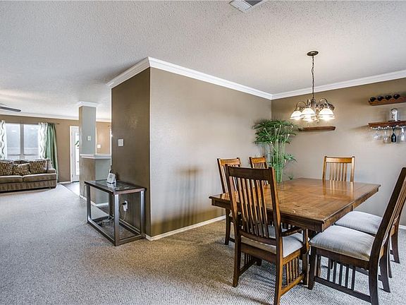 3rd image of 1704 Summer Glen Dr