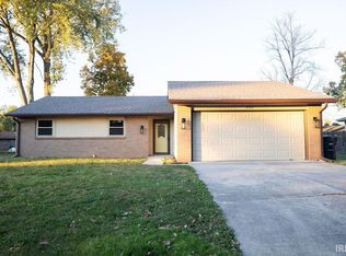 300 W Horizon Rd, Muncie, IN 47303