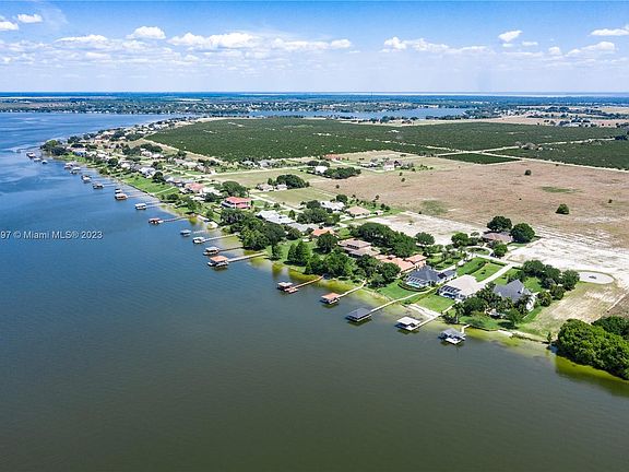 4th image of 118 Sunset Pointe Dr
