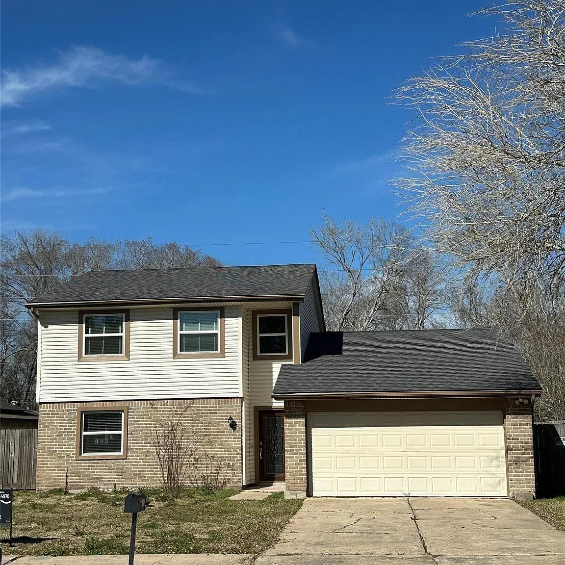 3 bed, 2.5 bath, 1884 sqft, $1,975 — Photo 1