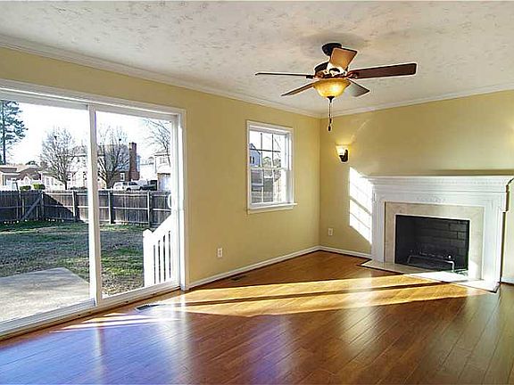 5th image of 719 Lance Dr