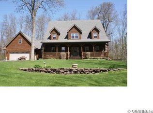 297 Lake Rd, Ontario, NY 14519