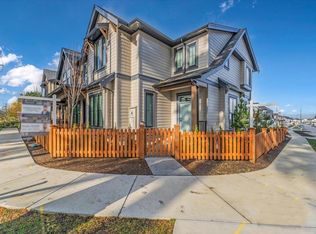 20489 74b Ave, Langley, BC V2Y3S8