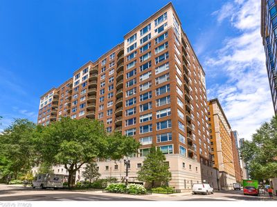1301 N Dearborn St #1201-2, Chicago, IL, 60610
