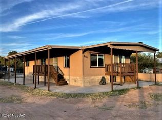 2762 W Mossman Rd, Tucson, AZ 85746