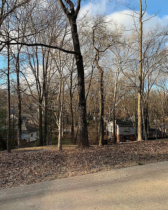 1st image of 1137 Dunwoody Dr