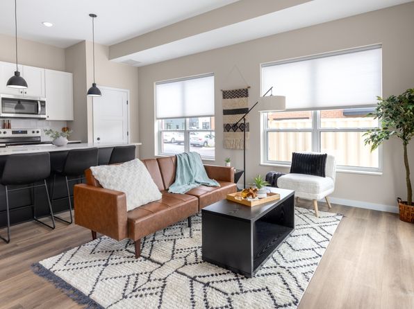 1118 Mainstreet #302