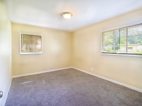 3rd image of 316 Pine St